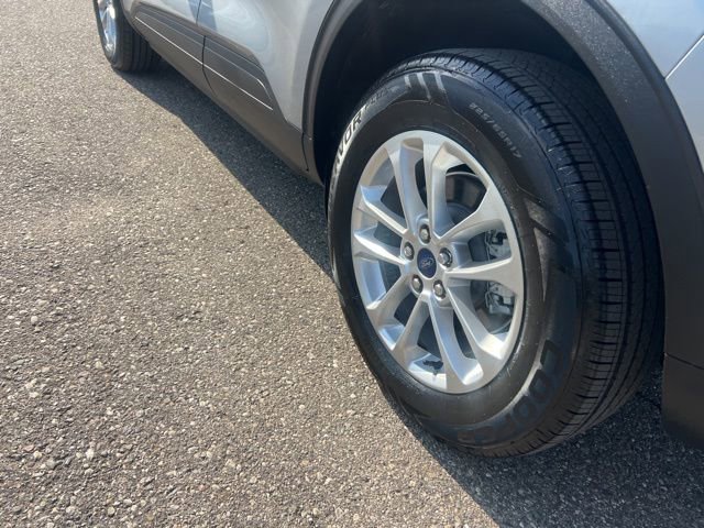 Certified 2022 Ford Escape SE w/ Cold Weather Package AWD/4WD image 23