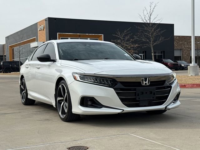 Used 2022 Honda Accord Sport image 2