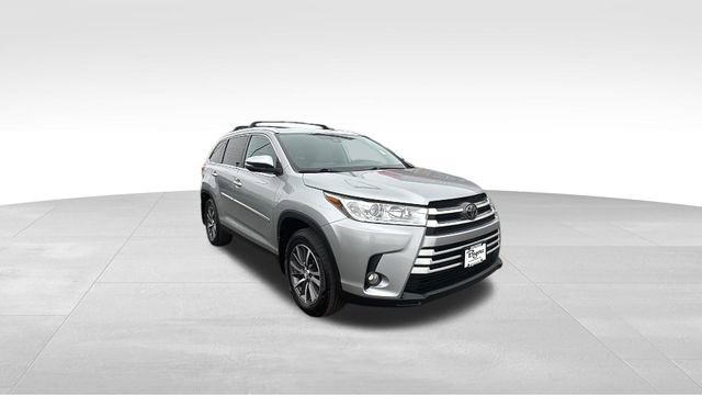 Used 2019 Toyota Highlander XLE w/ Protection Package #3 image 31