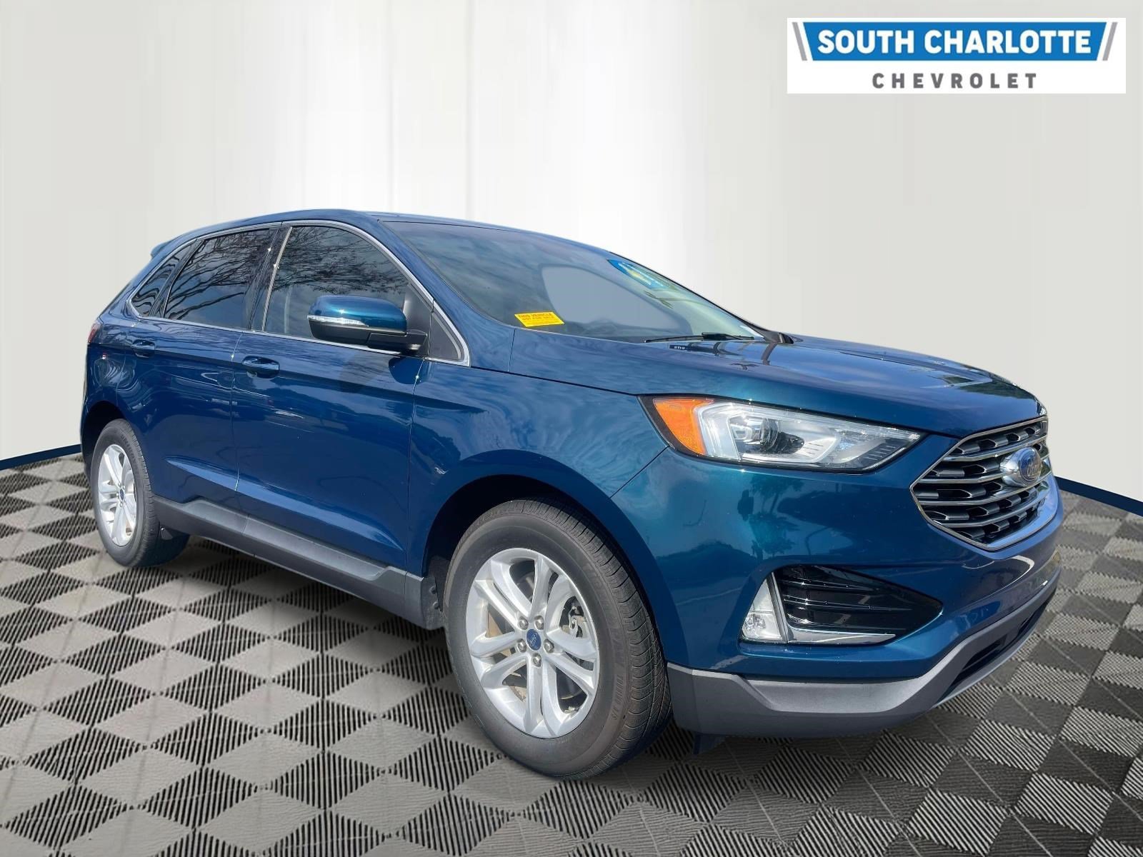 Used 2020 Ford Edge SEL w/ Convenience Package AWD/4WD image 3
