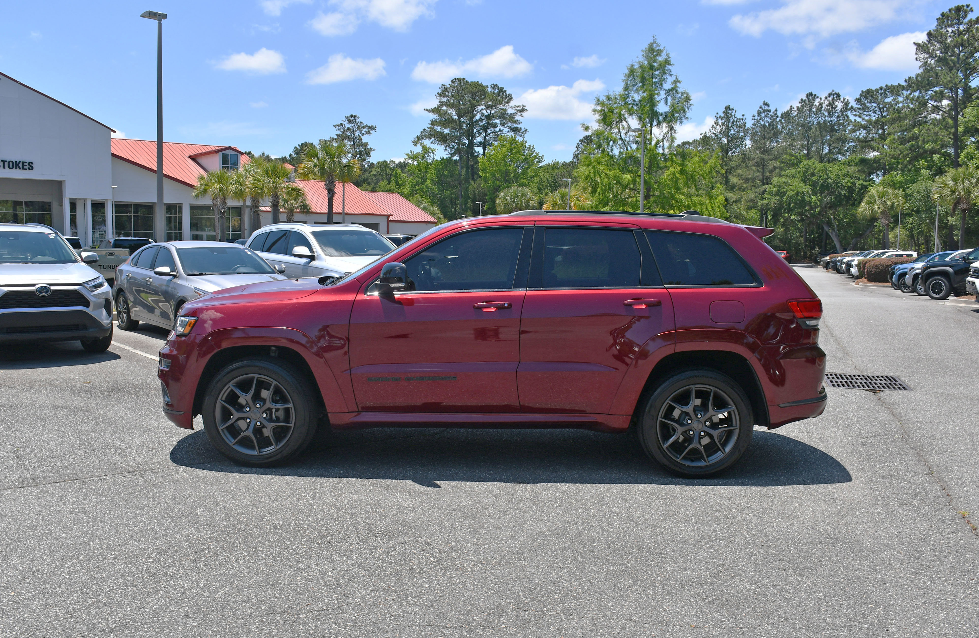 Used 2020 Jeep Grand Cherokee Limited X AWD/4WD image 2