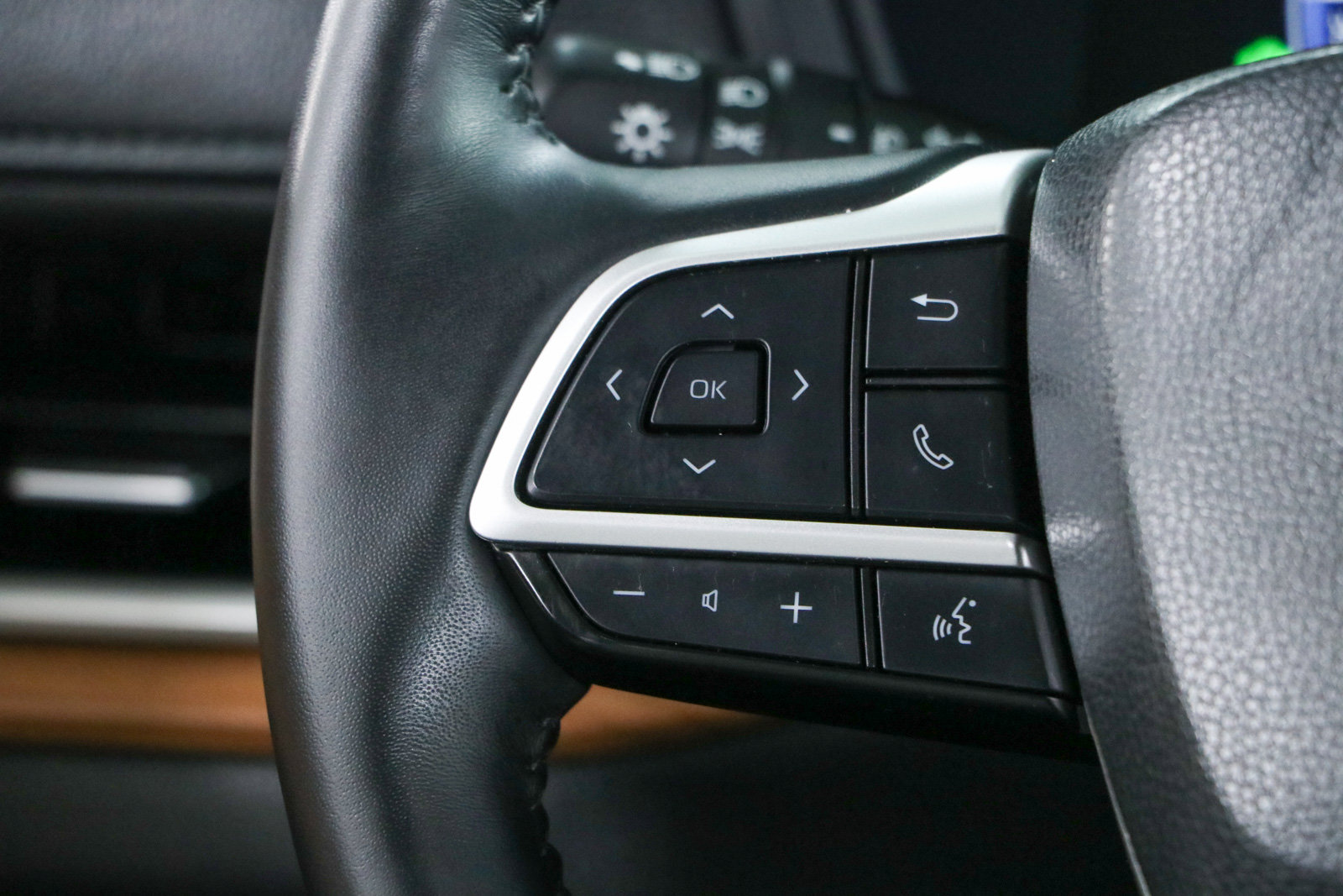 Used 2025 Toyota Grand Highlander AWD Hybrid image 13