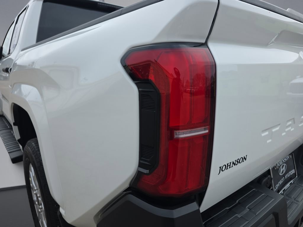 Used 2024 Toyota Tacoma SR image 46