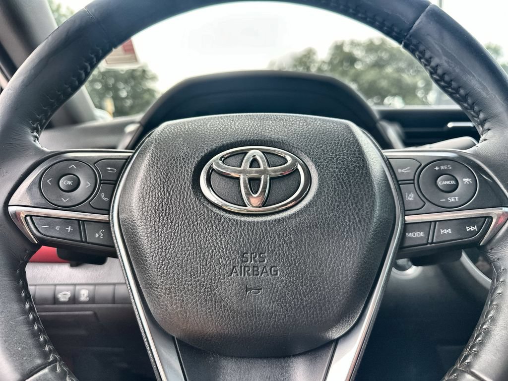 Used 2020 Toyota Camry XSE FWD image 33
