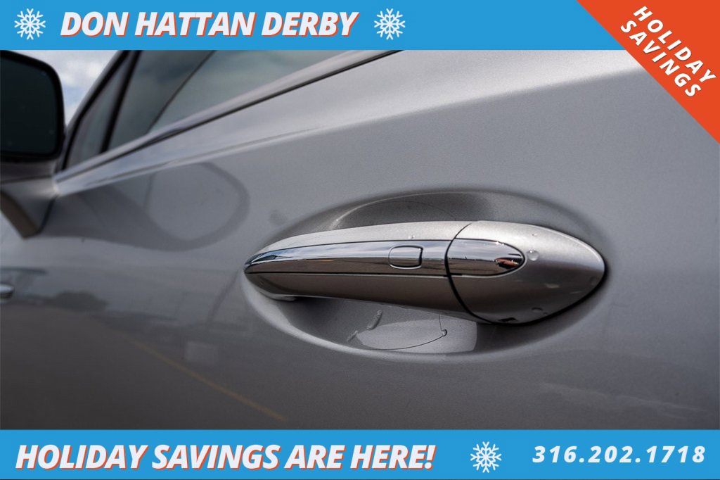 Used 2021 Buick Enclave Premium w/ Surround and Sites Package image 35