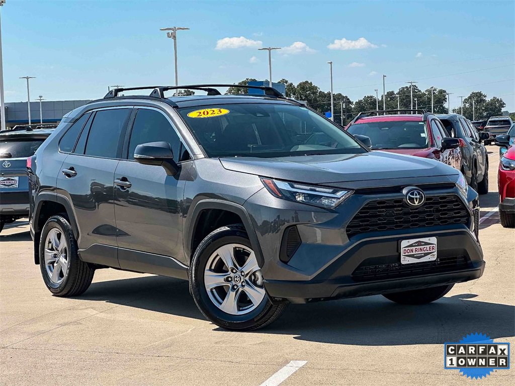 Used 2023 Toyota RAV4 XLE image 1