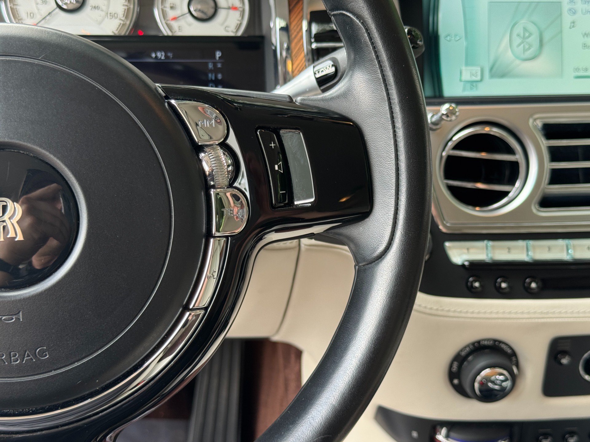 Used 2017 Rolls-Royce Wraith RWD image 40