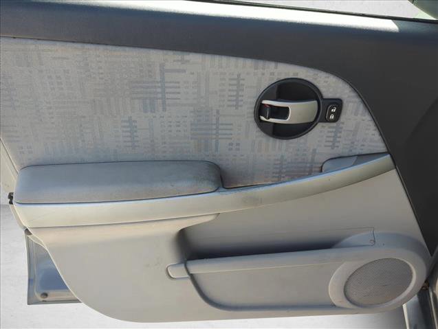Used 2006 Chevrolet Equinox LS image 7