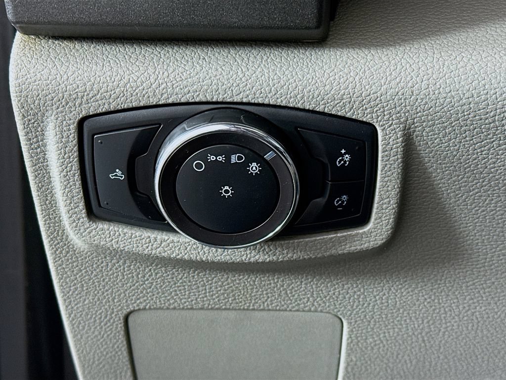 Used 2018 Ford F350 XL AWD/4WD image 10