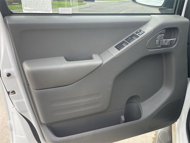 Used 2020 Nissan Frontier SV image 20