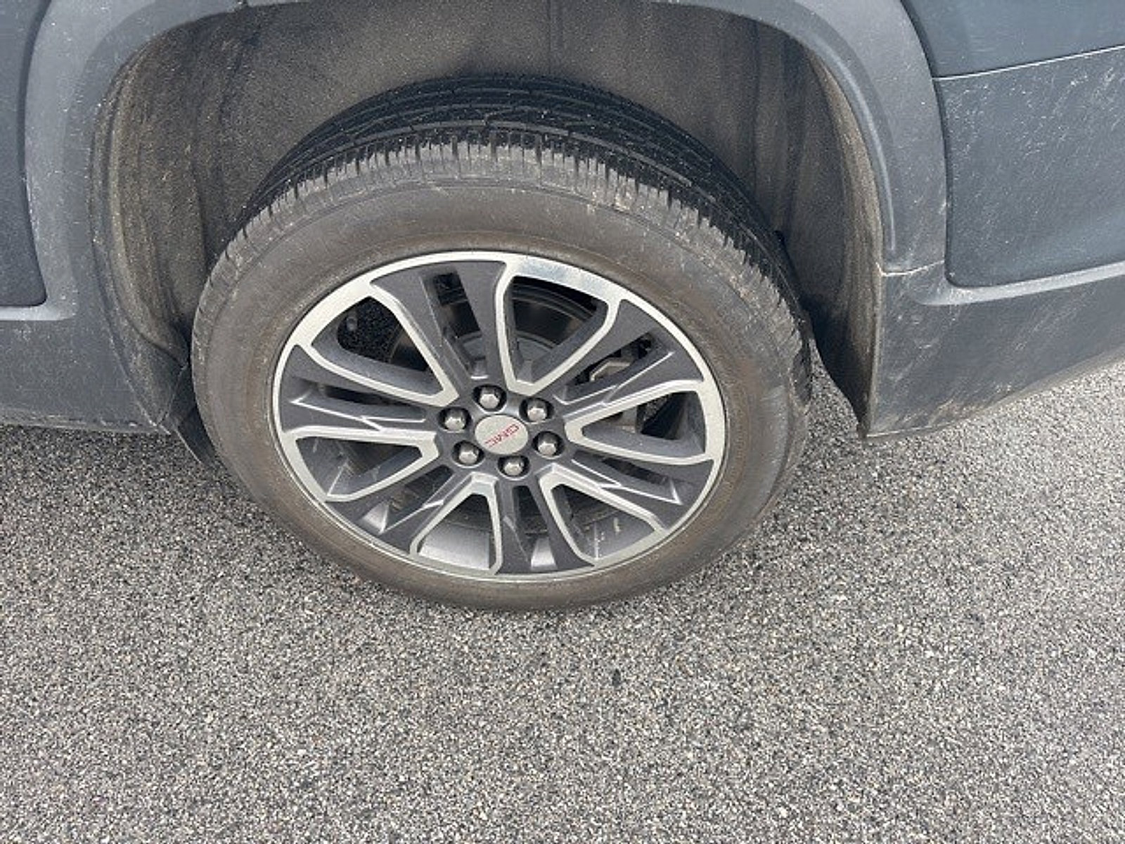 Used 2019 GMC Acadia SLT image 10