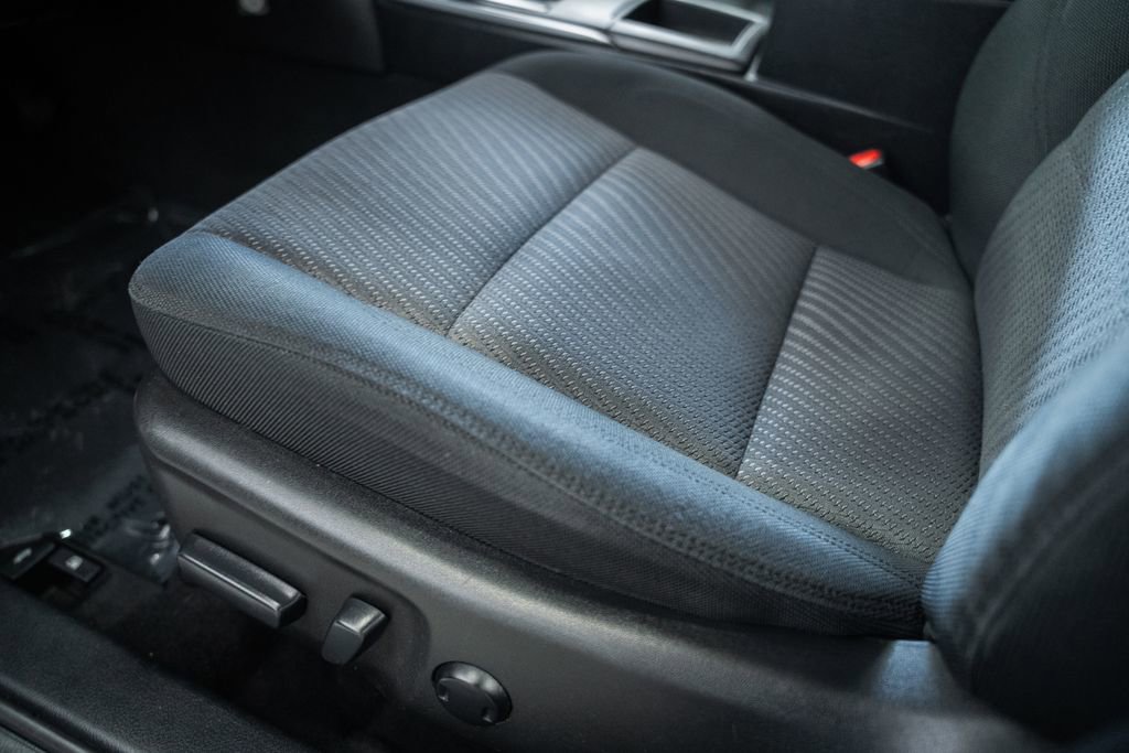 Used 2017 Toyota Camry LE FWD image 28