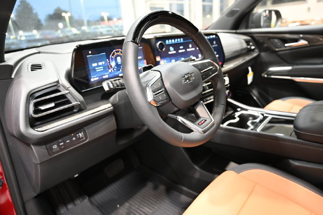 New 2027 Chevrolet Traverse Z71 w/ Enhanced Driving Package AWD/4WD image 23
