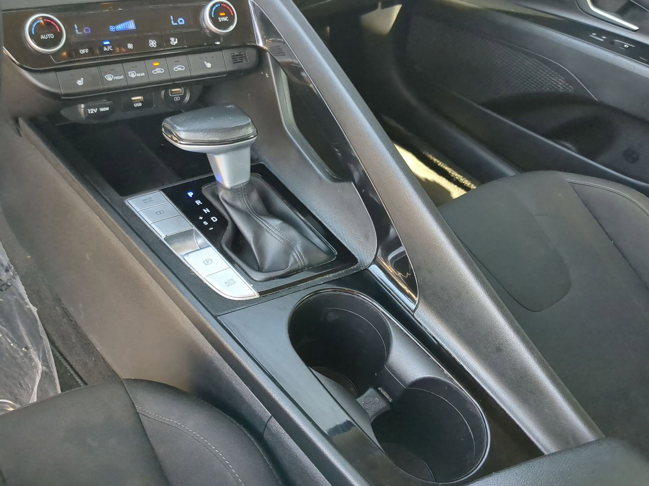 Used 2021 Hyundai Elantra SEL w/ Convenience Package image 18