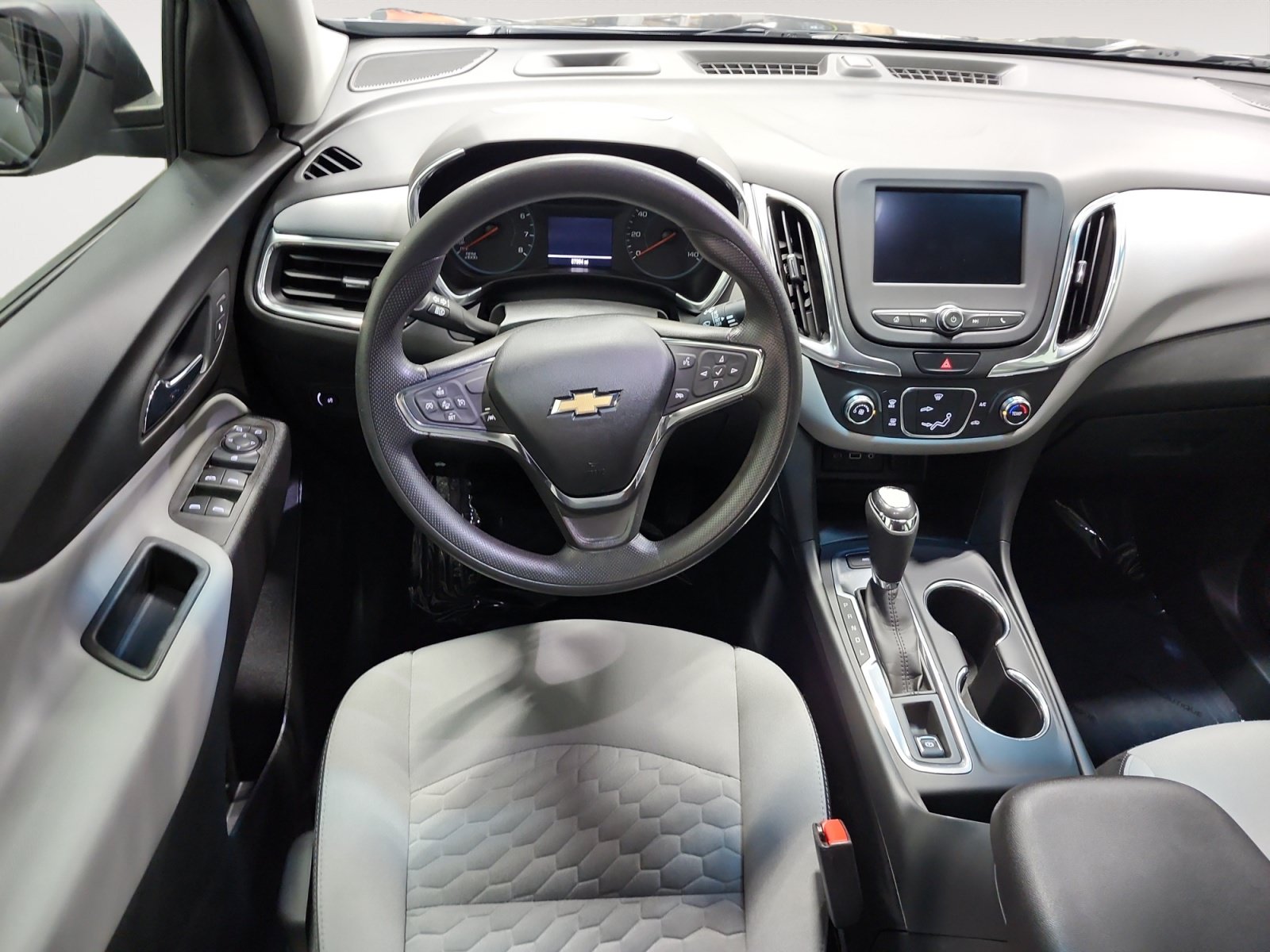 Used 2020 Chevrolet Equinox LS AWD/4WD image 10