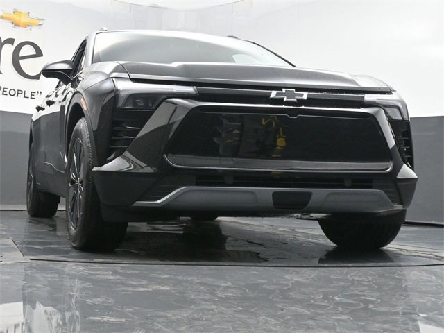 New 2026 Chevrolet Blazer EV LT image 3