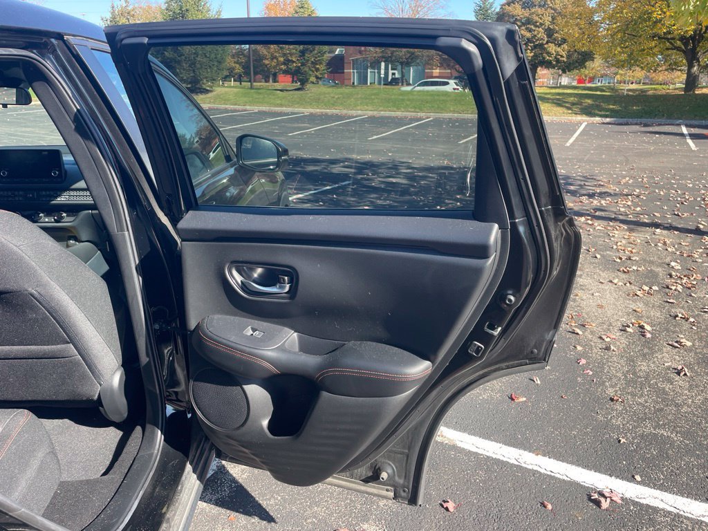 Used 2025 Honda HR-V Sport image 18