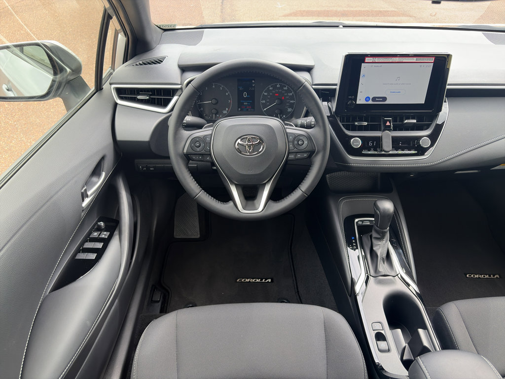 Used 2025 Toyota Corolla SE image 22