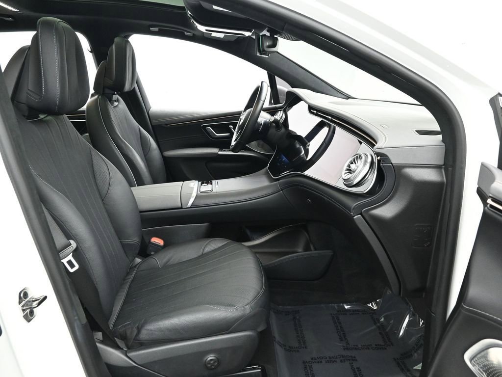 Used 2023 Mercedes-Benz EQS 580 4MATIC SUV image 24
