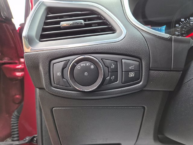 Used 2019 Ford Edge ST w/ Equipment Group 401A AWD/4WD image 18