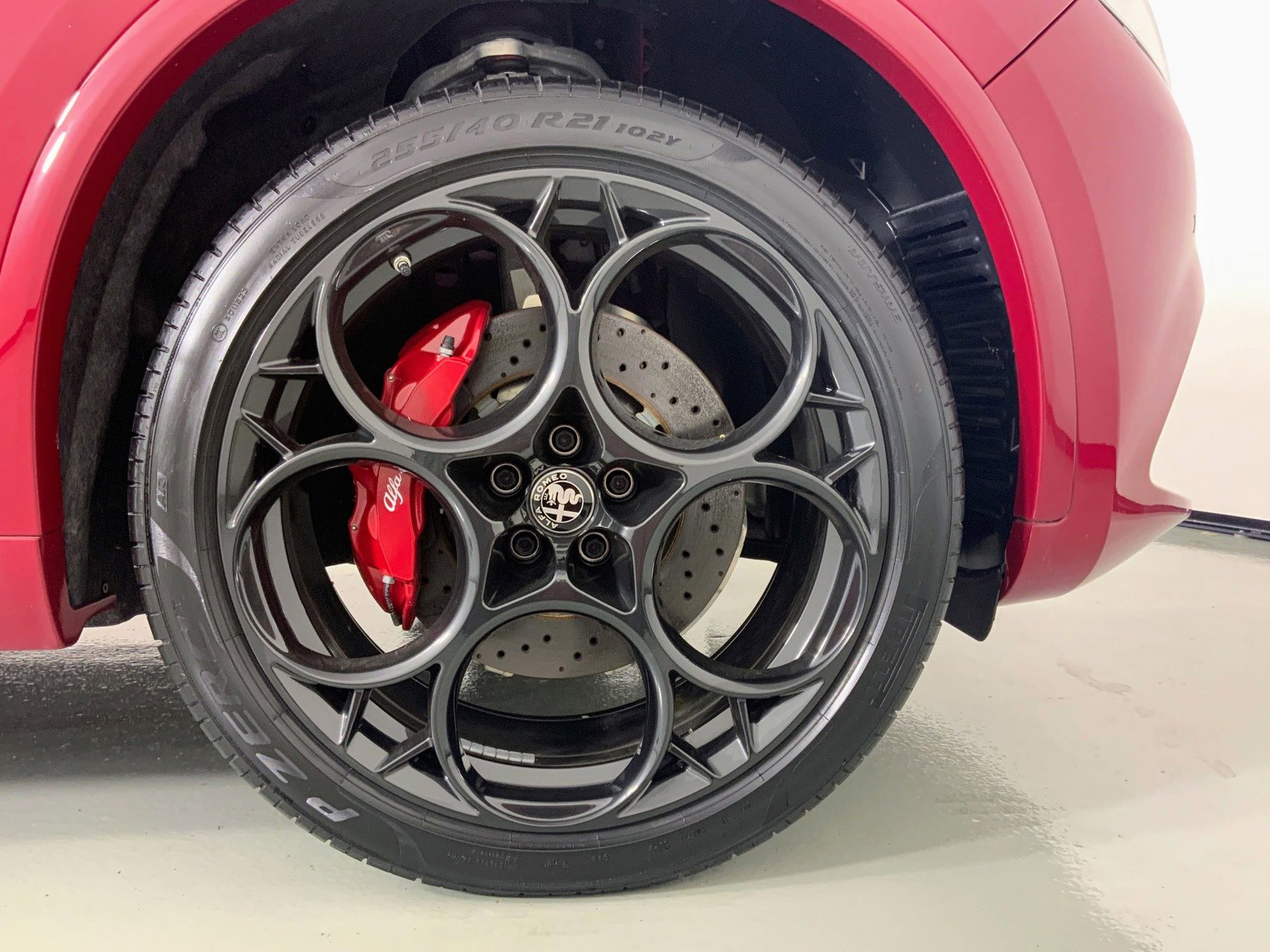 Used 2024 Alfa Romeo Stelvio Quadrifoglio w/ Active Assist Plus Package image 7