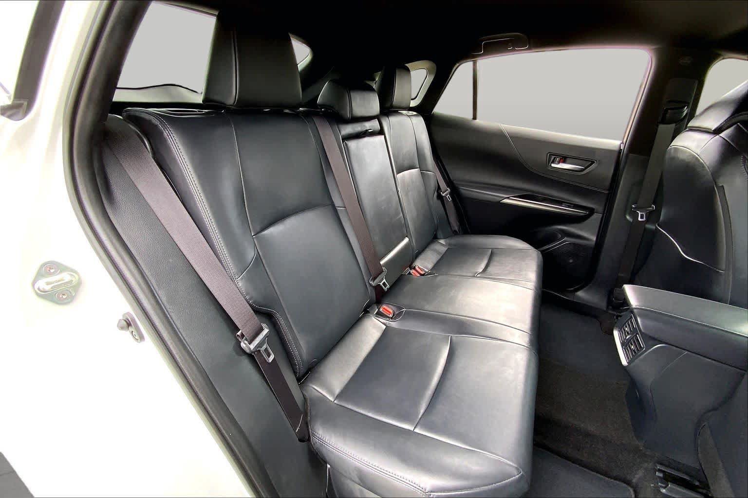 Used 2024 Toyota Venza XLE AWD/4WD image 19