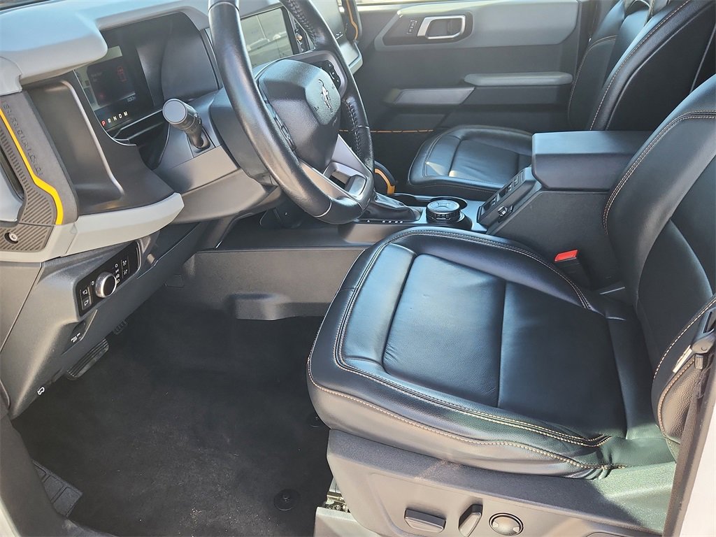 Used 2023 Ford Bronco Badlands image 7