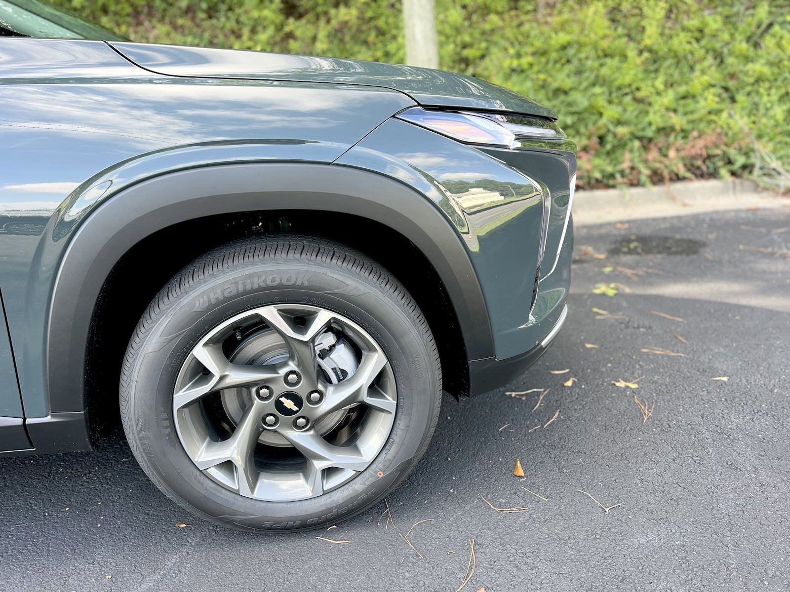 New 2025 Chevrolet Trax LT w/ Driver Confidence Package image 9