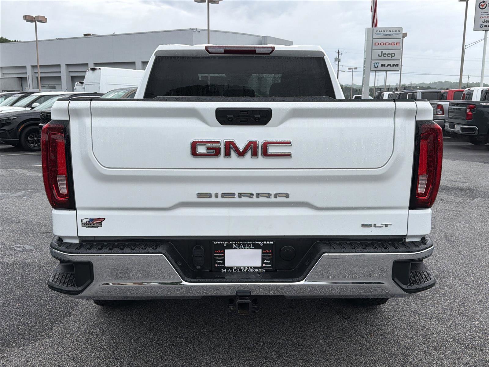 Used 2025 GMC Sierra 1500 SLT AWD/4WD image 6