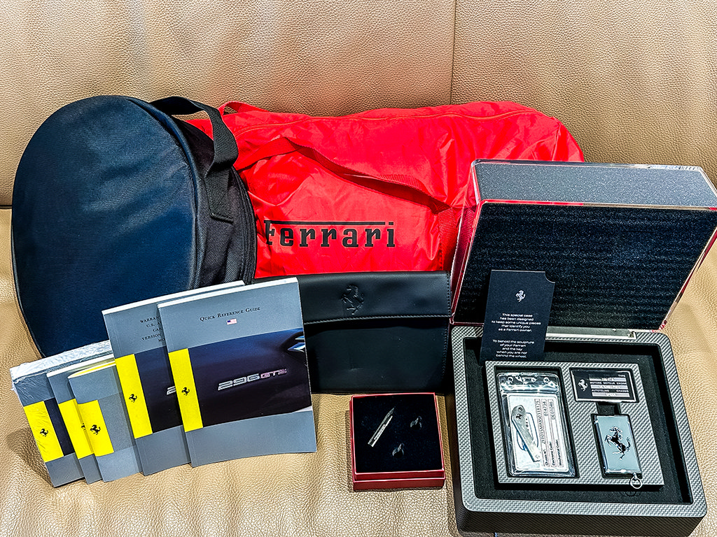 Certified 2025 Ferrari 296 GTS RWD image 40