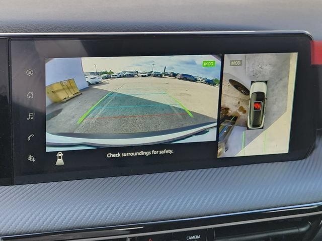 New 2025 Nissan Kicks SR w/ Illumination Package FWD image 13