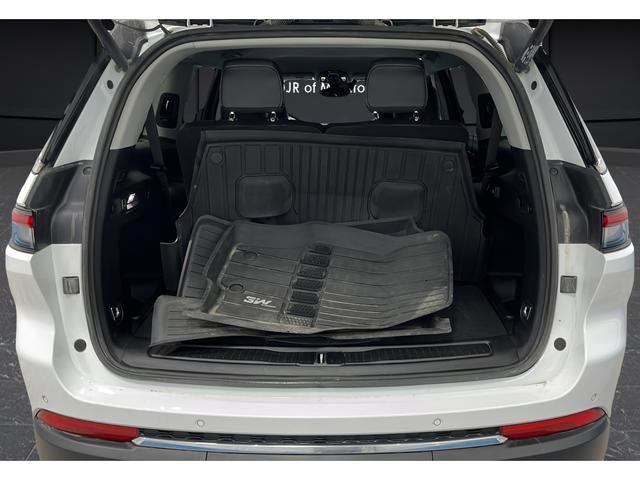 Used 2023 Jeep Grand Cherokee L Limited image 37