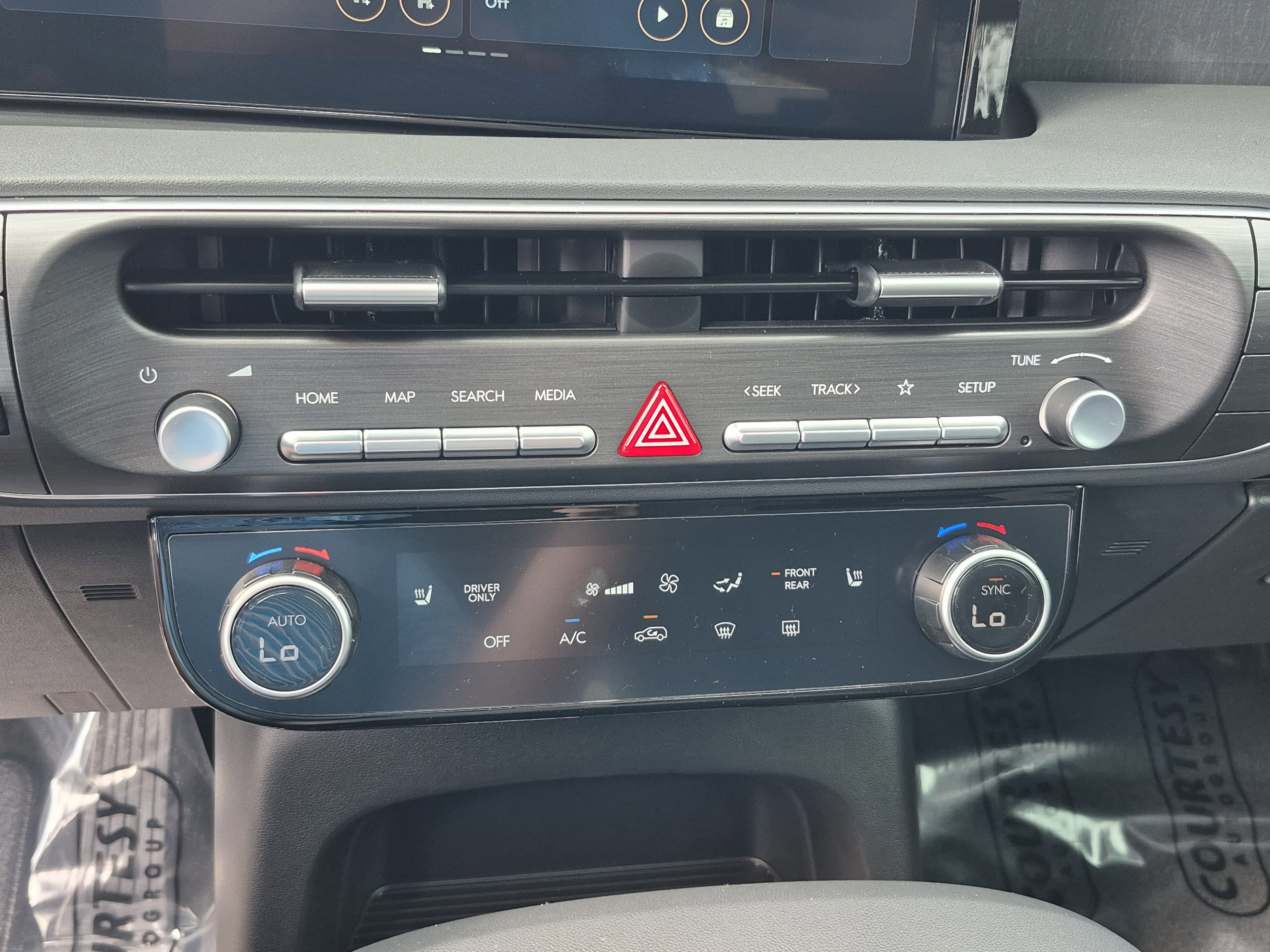 New 2026 Hyundai Palisade FWD Hybrid image 28