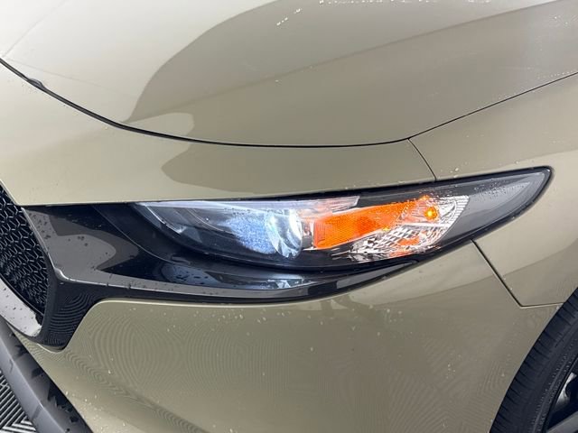 Used 2025 MAZDA MAZDA3 Carbon image 12