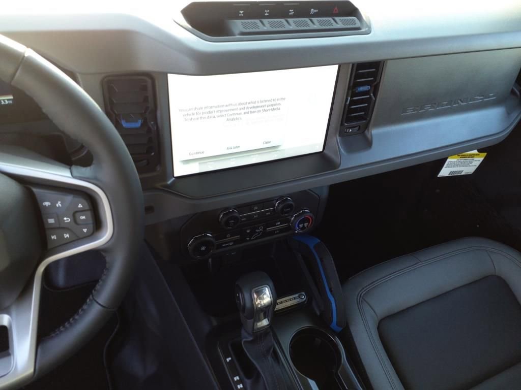 New 2024 Ford Bronco Black Diamond image 17