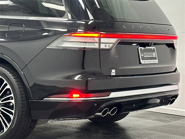 New 2026 Lincoln Aviator Black Label w/ Dynamic Handling Package image 7