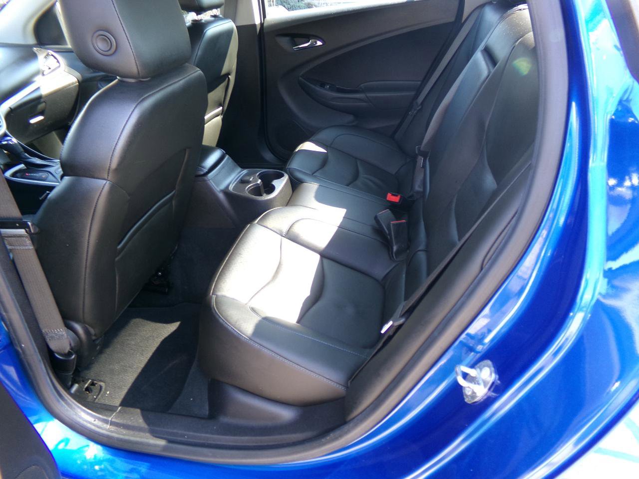 Used 2018 Chevrolet Volt LT w/ LT Driver Confidence Package image 17