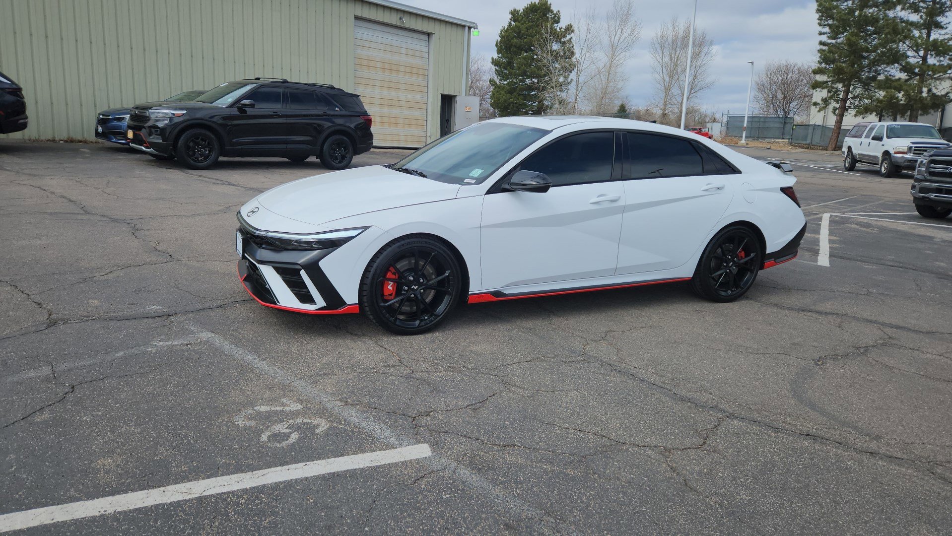 Used 2025 Hyundai Elantra N Base image 4