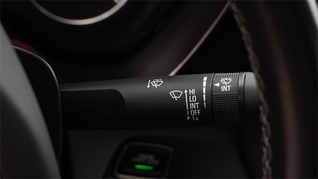 Used 2020 Chevrolet Camaro LT image 26