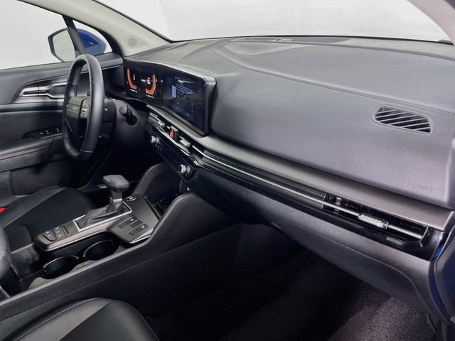 Used 2026 Kia Sportage EX w/ EX Panorama Roof Package FWD image 32