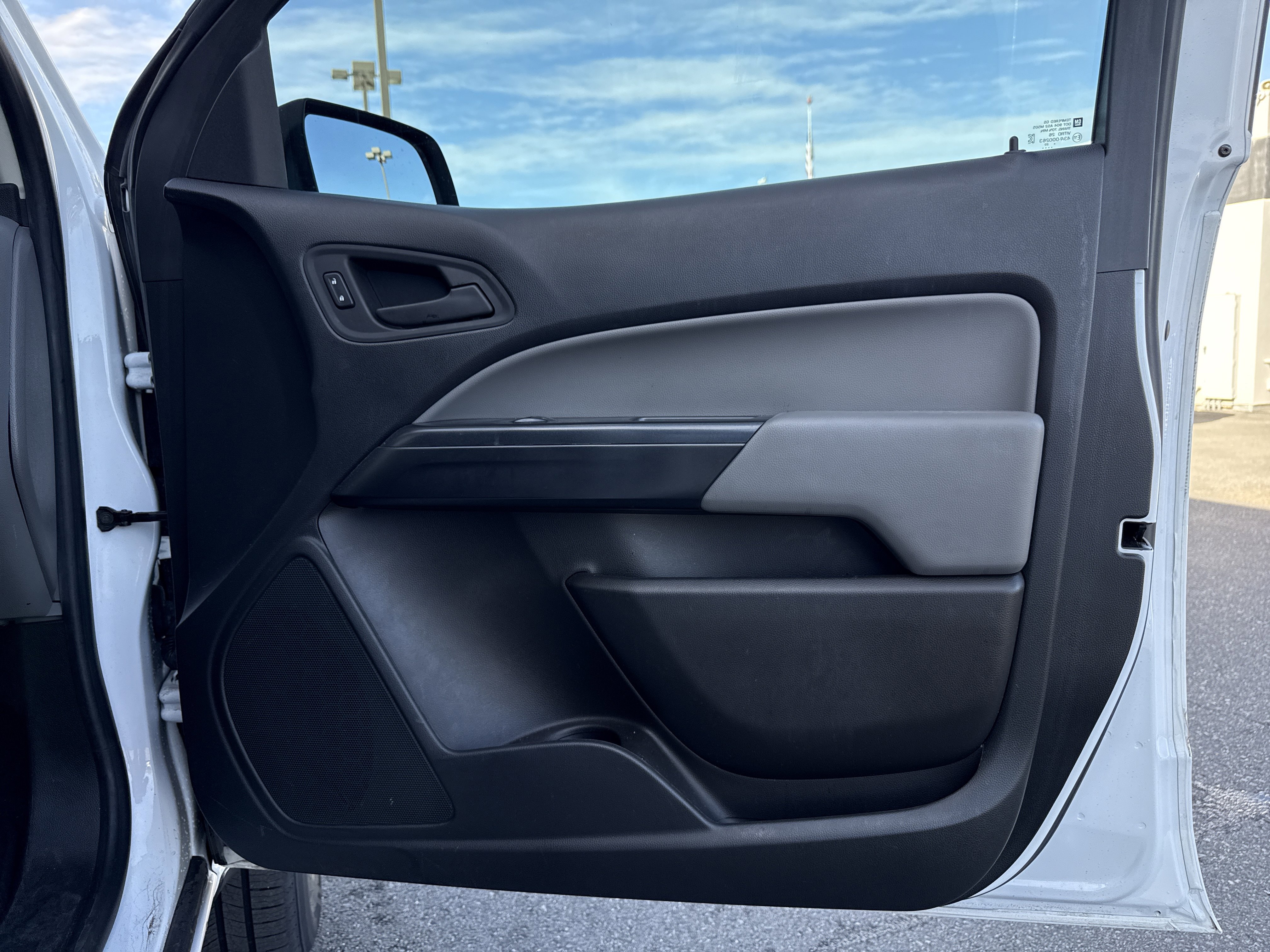 Used 2022 GMC Canyon Elevation Standard image 29