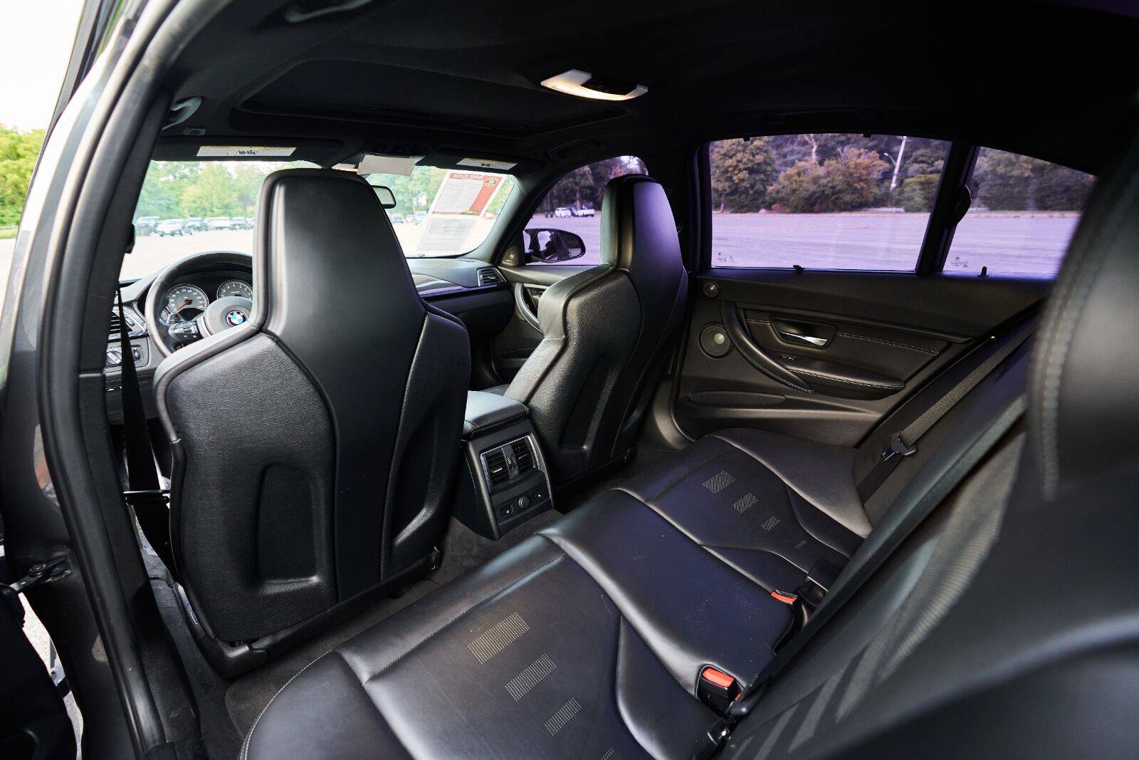Used 2017 BMW M3 RWD image 40
