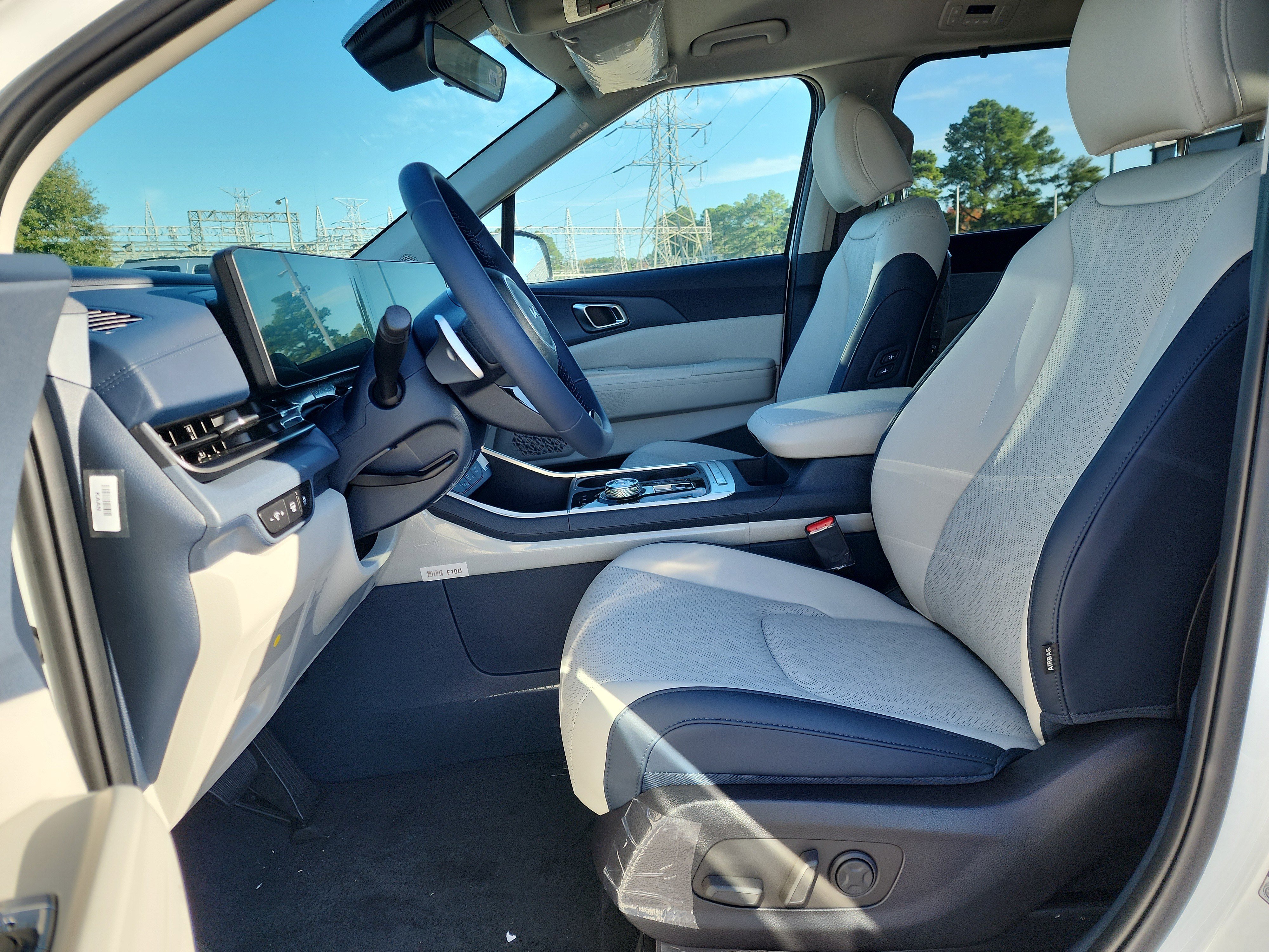 New 2026 Kia Carnival EX image 5