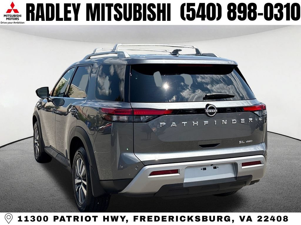 Used 2023 Nissan Pathfinder SL AWD/4WD image 17