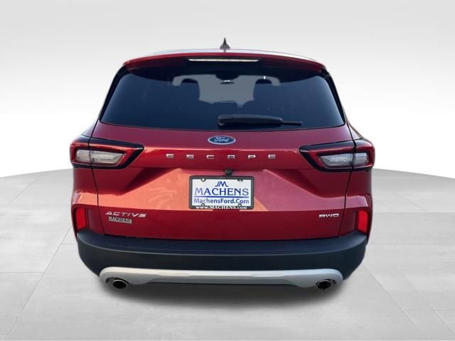 Used 2025 Ford Escape Active w/ Cold Weather Package AWD/4WD image 6
