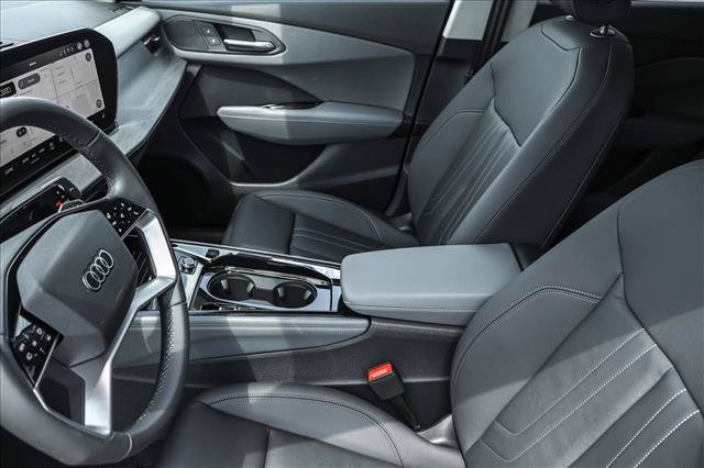 New 2026 Audi Q3 quattro 2.0T AWD/4WD image 11