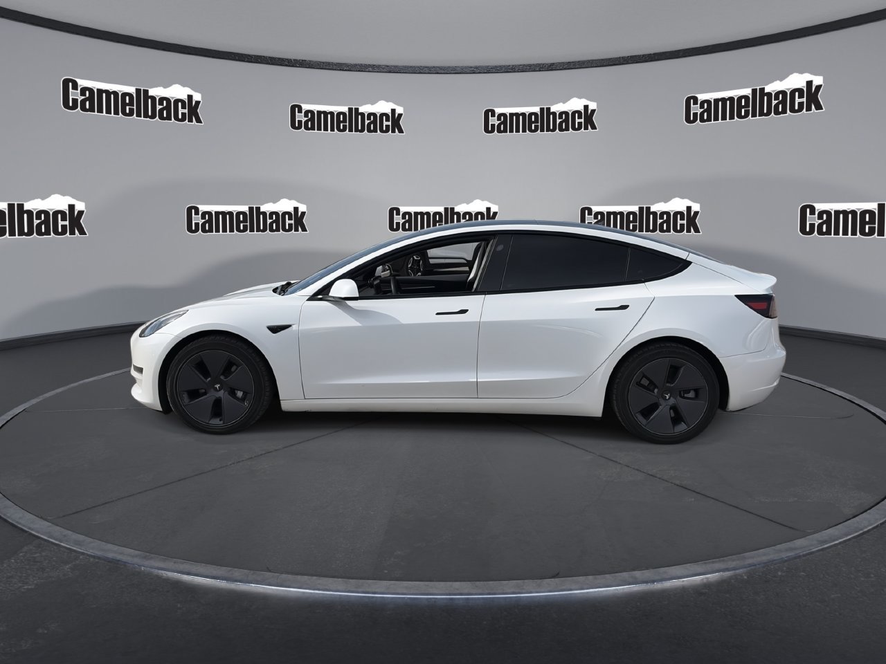 Used 2023 Tesla Model 3 Standard Range RWD image 4