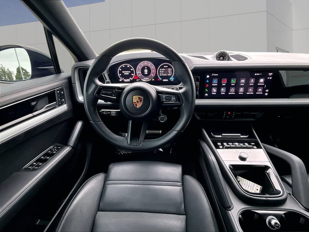 Certified 2024 Porsche Cayenne Coupe AWD/4WD image 13