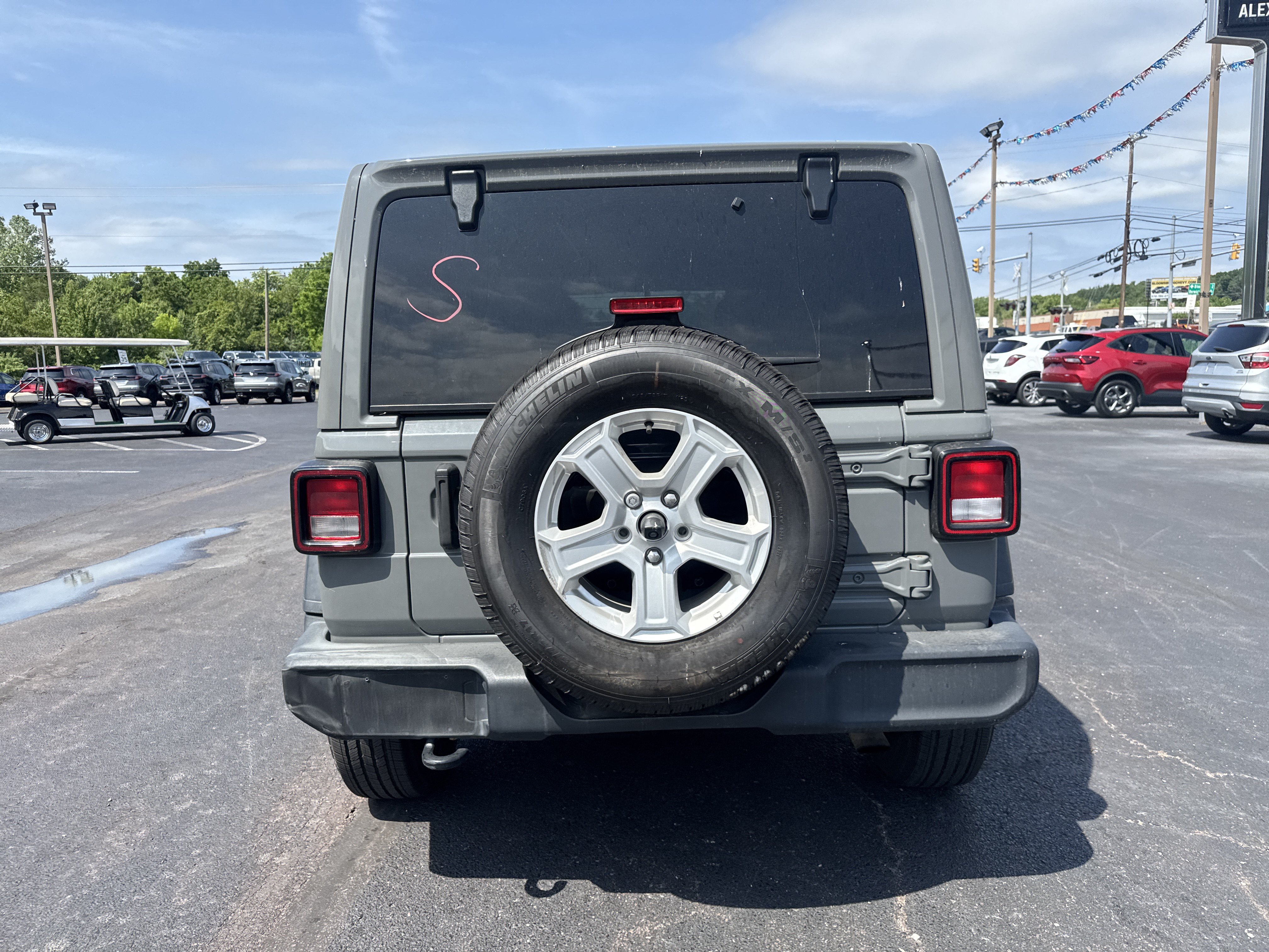 Used 2021 Jeep Wrangler Unlimited Sport w/ Sun And Sound Package AWD/4WD image 4