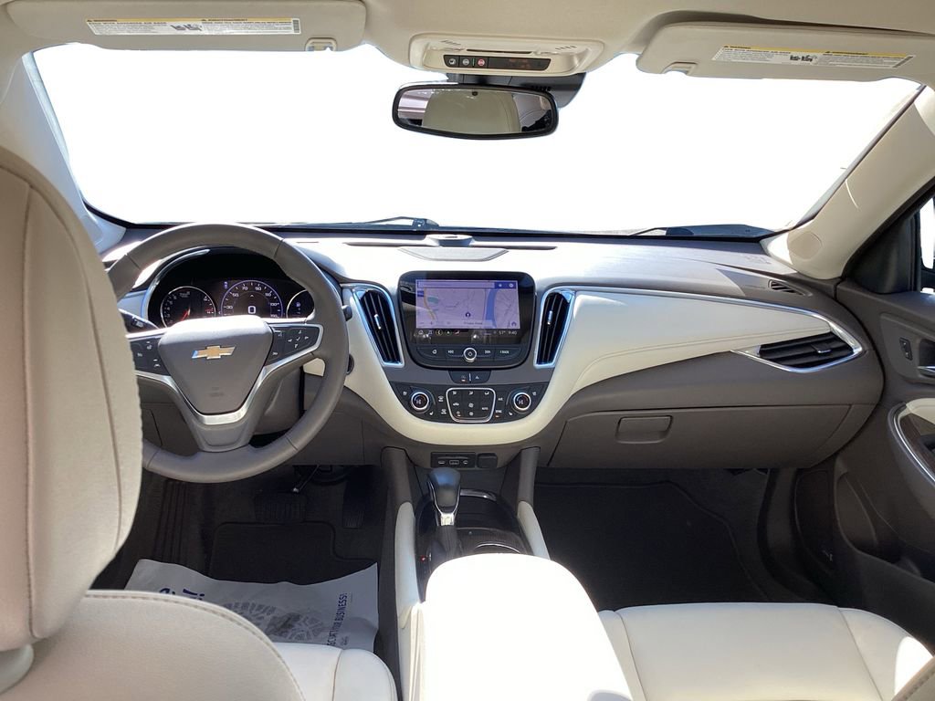 Used 2023 Chevrolet Malibu LT FWD image 10